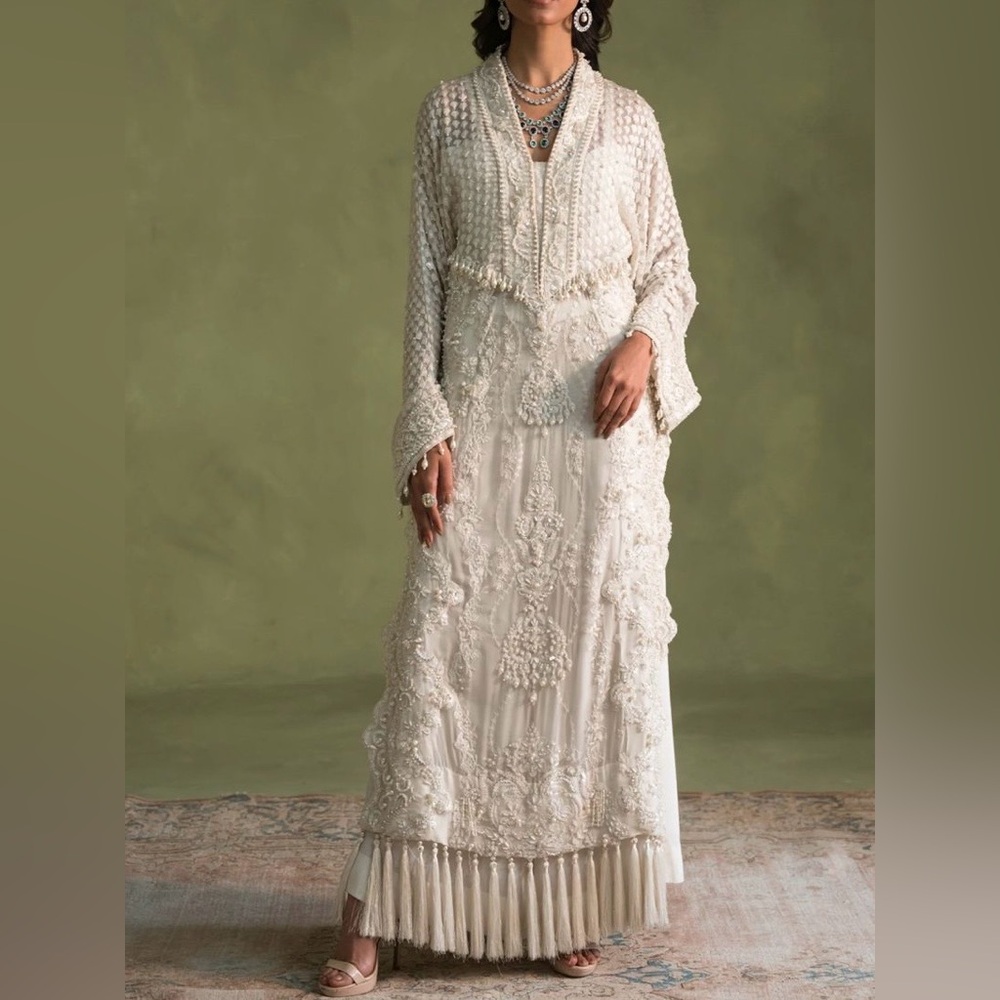 Ammara Khan - Pearl White kaftaan - medium